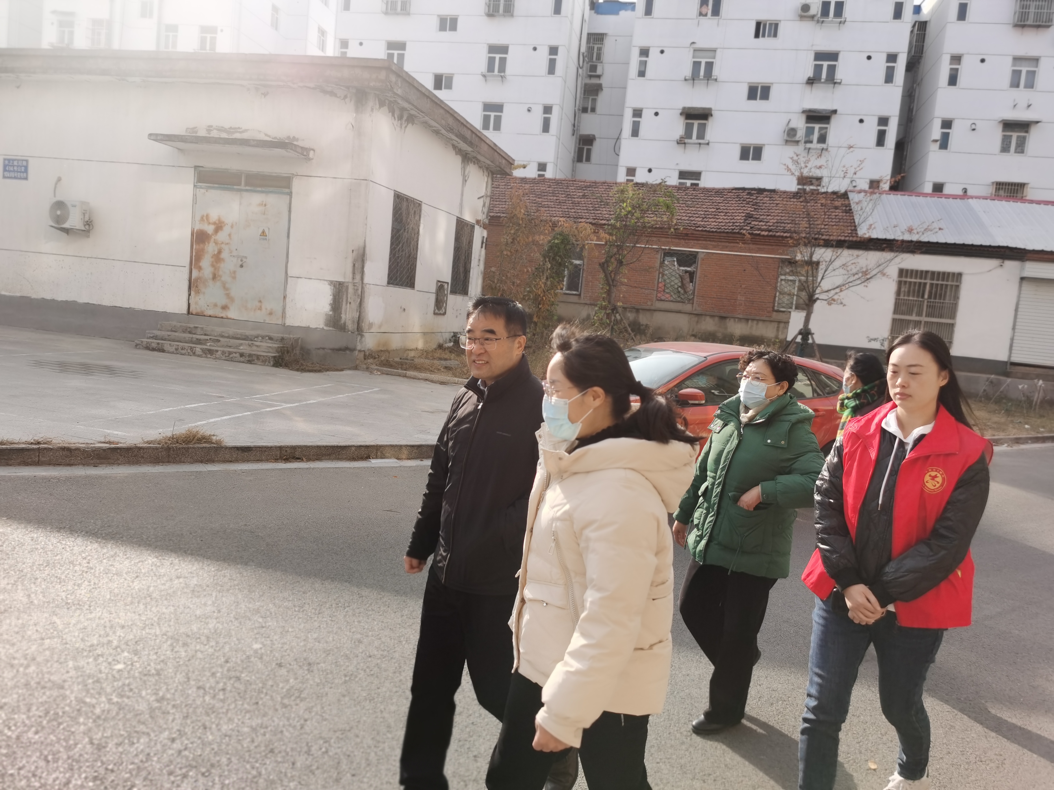 科协主席到外贸巷社区调研 (2).jpg