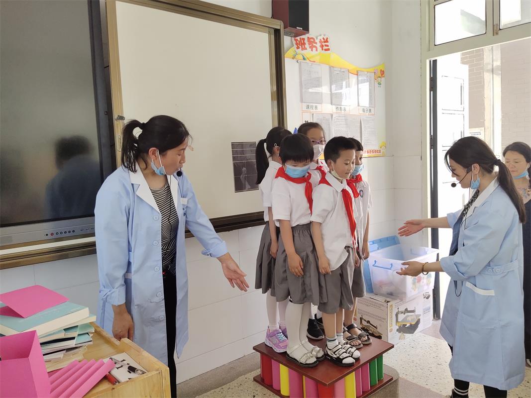 科学课纸的力量.jpg