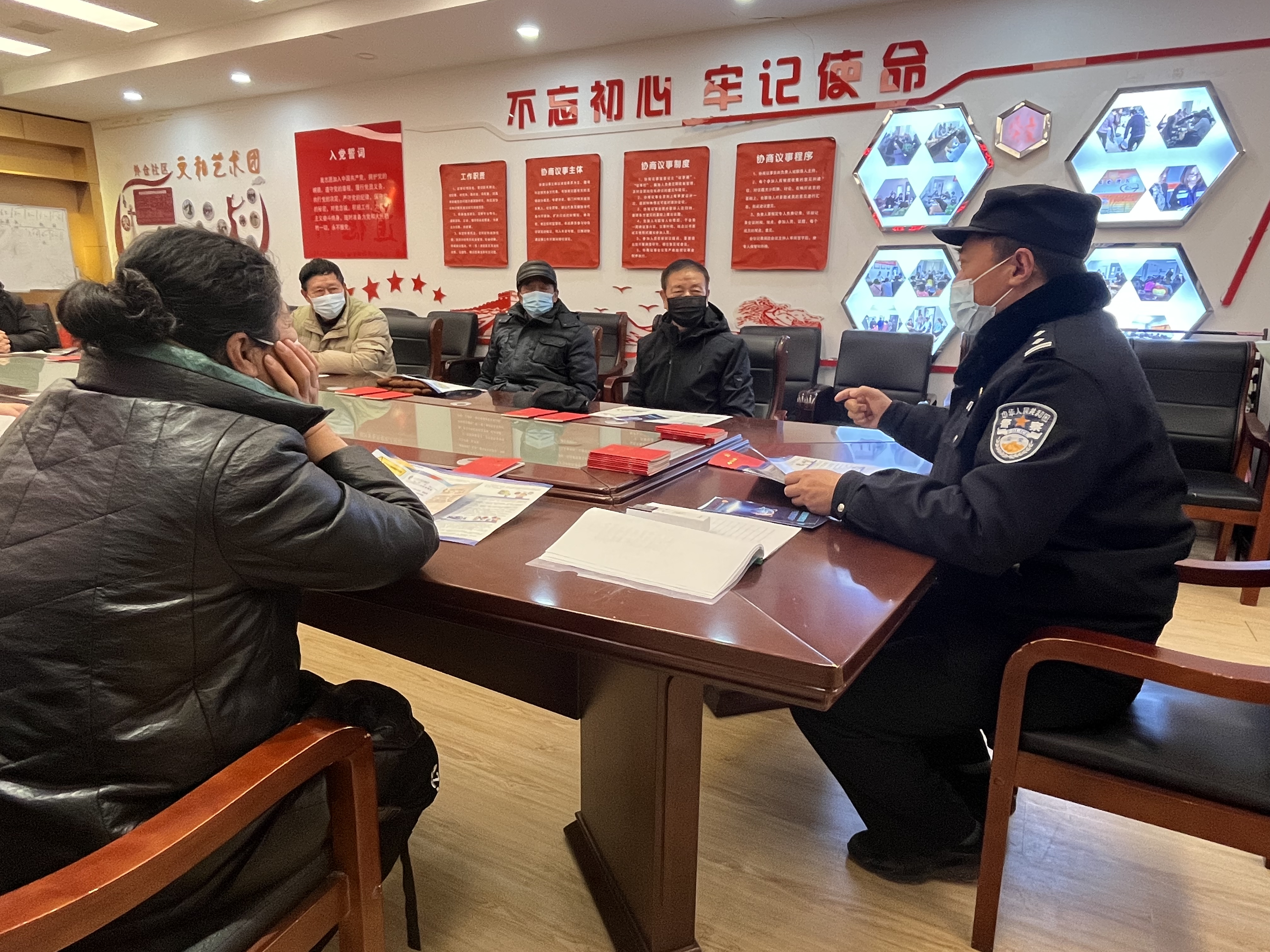 外仓社区科协开展老年人防诈骗科普知识讲座 (1).jpg