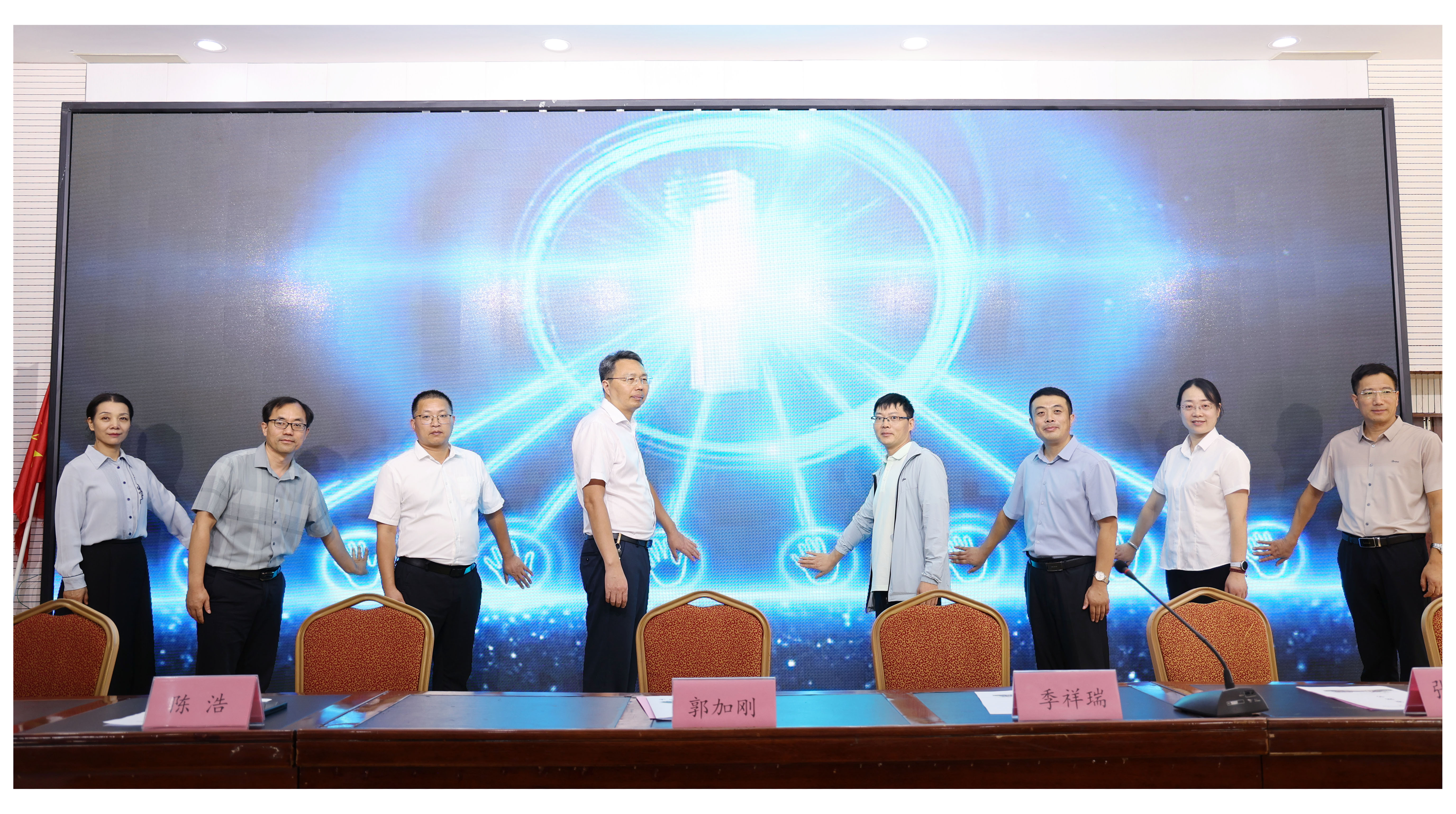 8H8A0819修.jpg