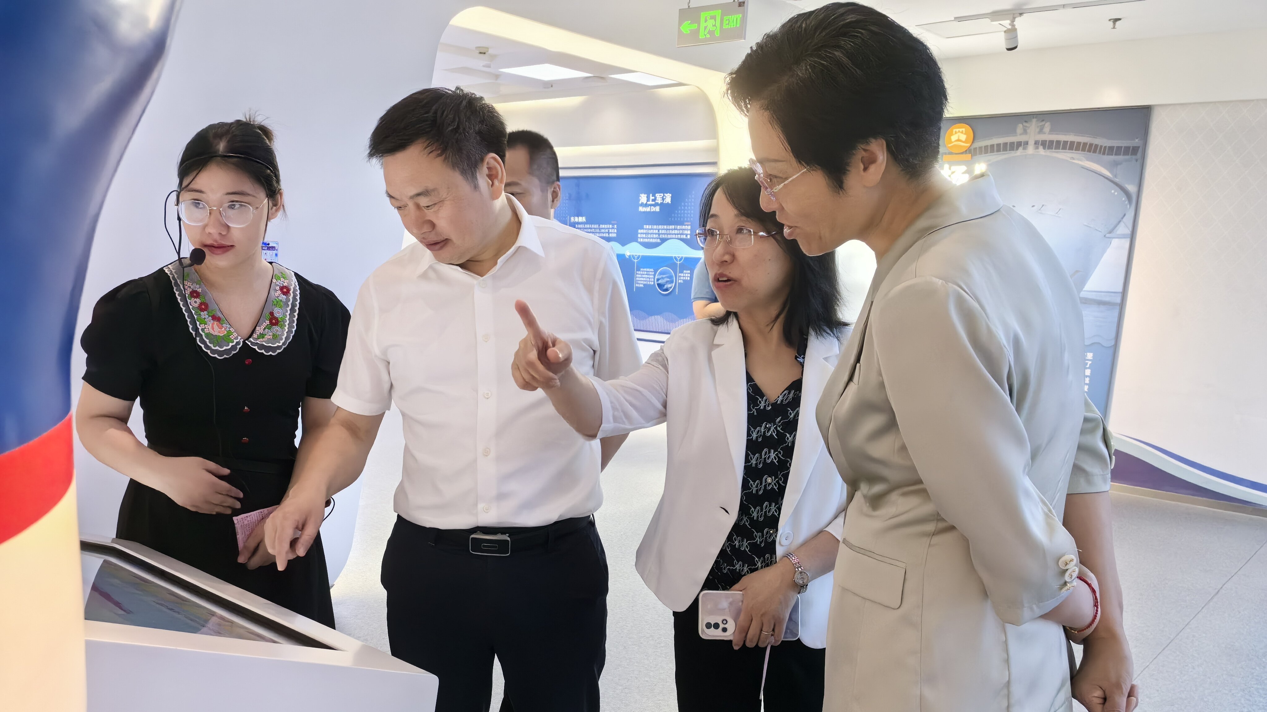 3 2024年8月8日 省科协副主席方胜昔调研赣榆海洋科技馆.jpg