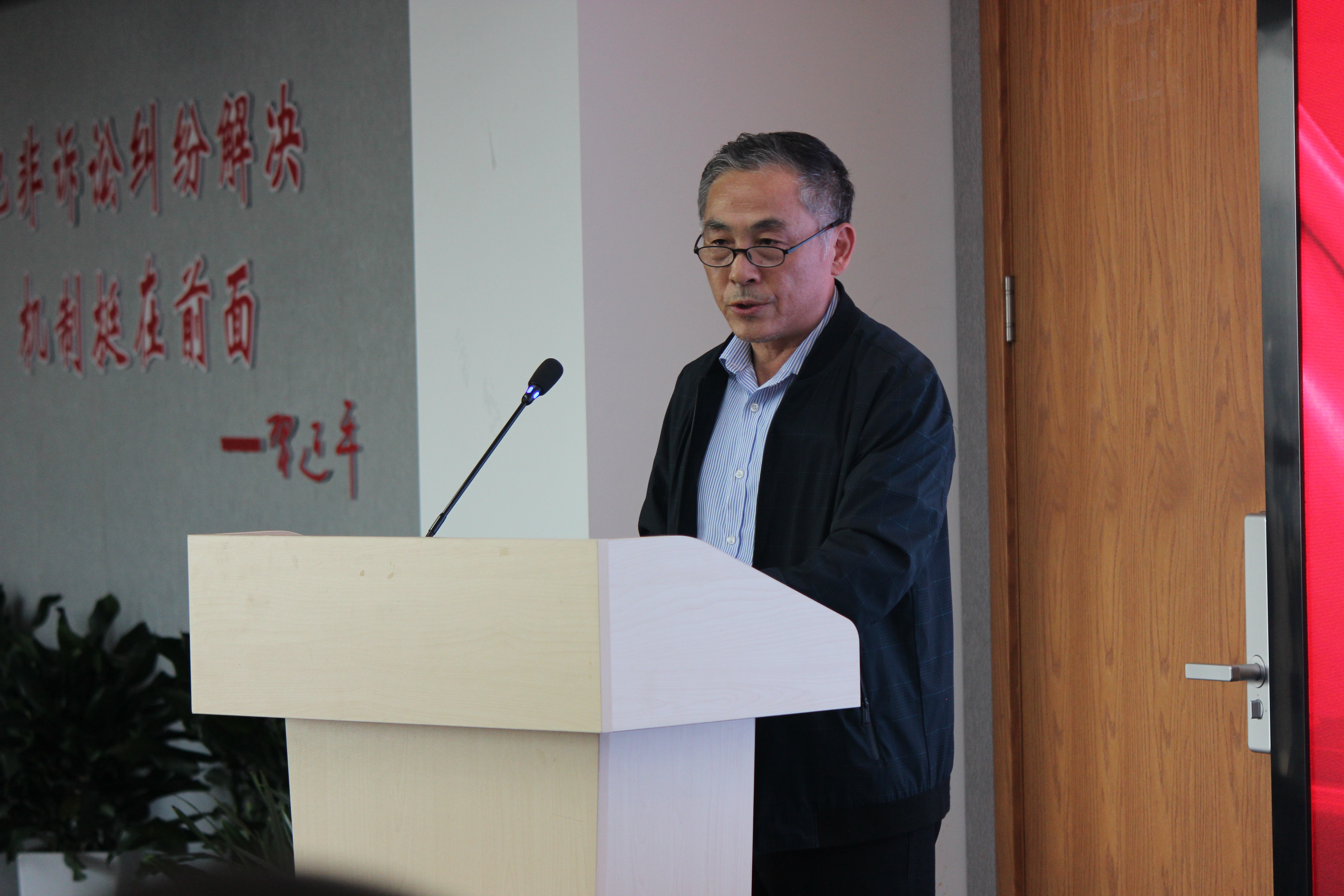 杨庆洪.JPG