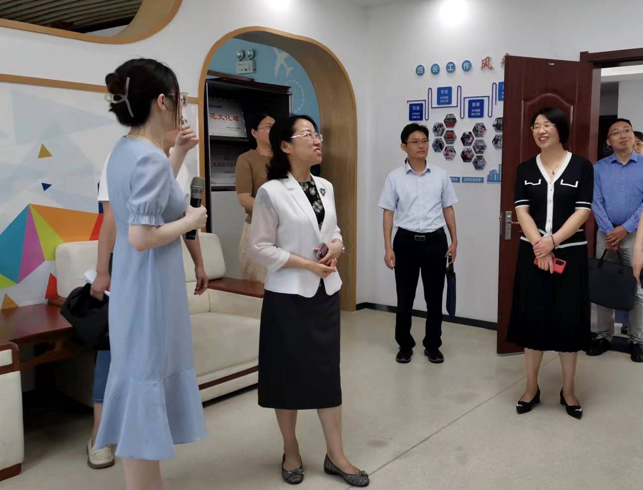 1 李主席调研 四长工作室.jpg