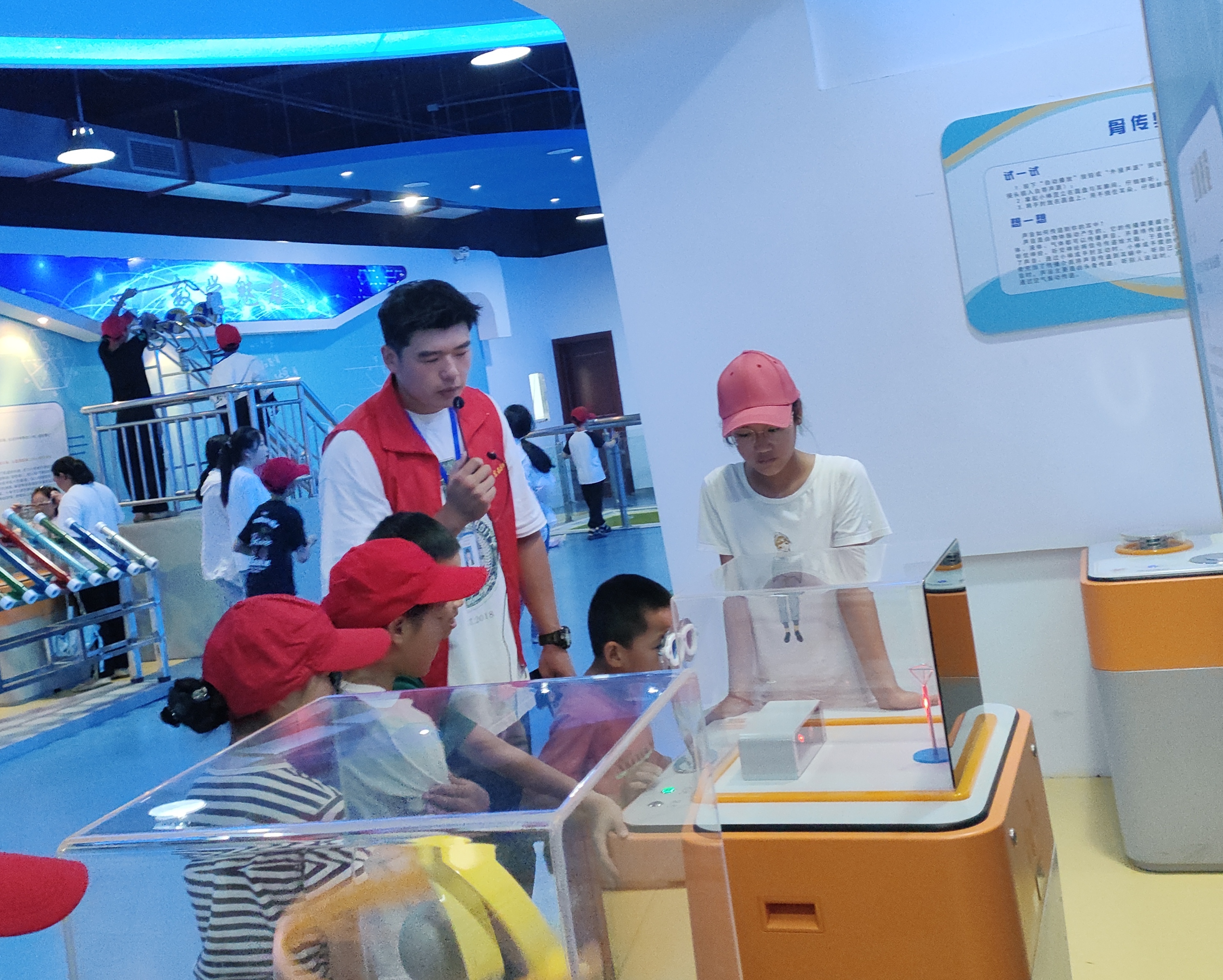 dadb5109eda0f46e1c24cc5be507190.jpg