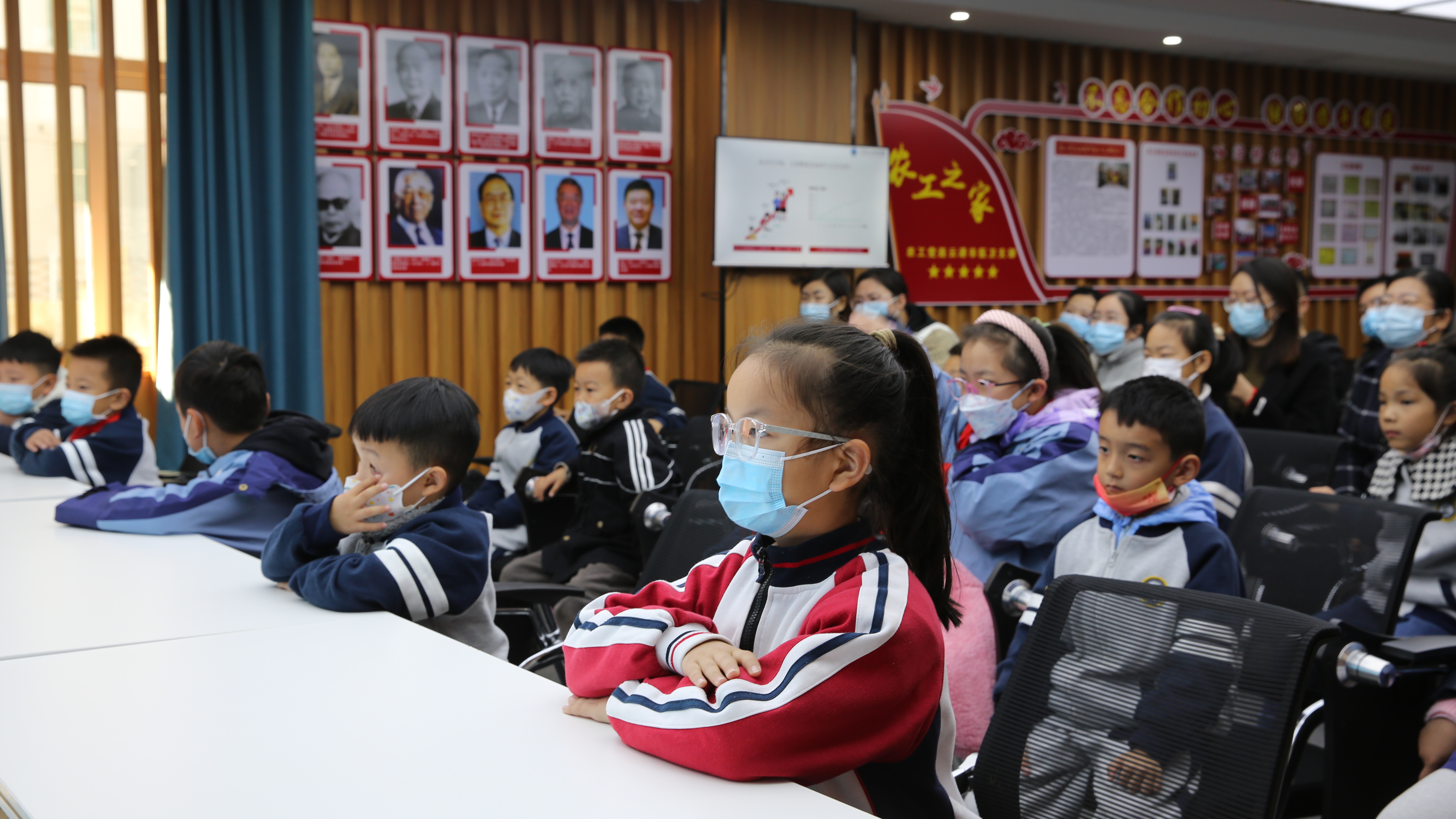 微信图片_20221105115914.jpg