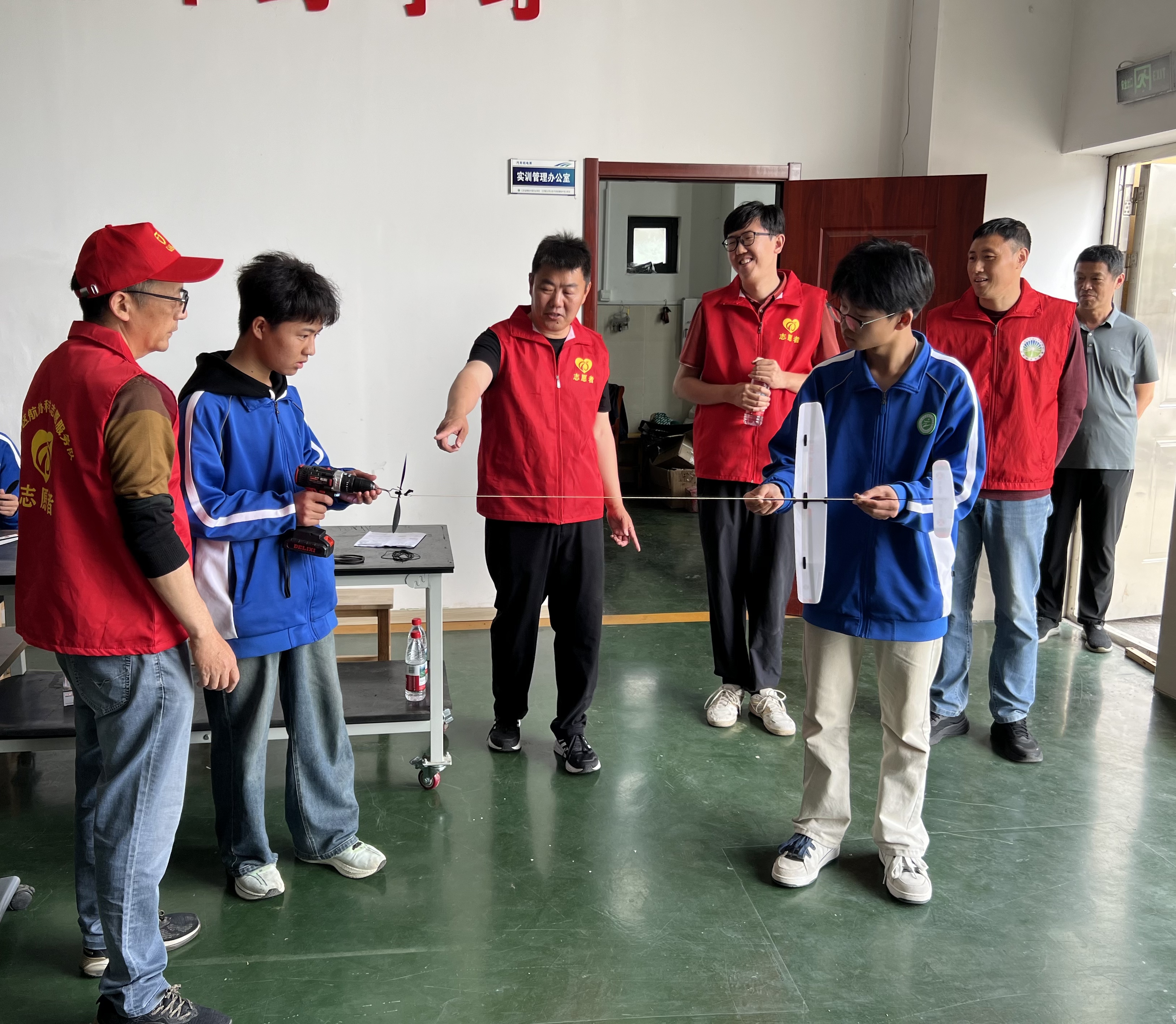 微信图片_20250516174037001.jpg