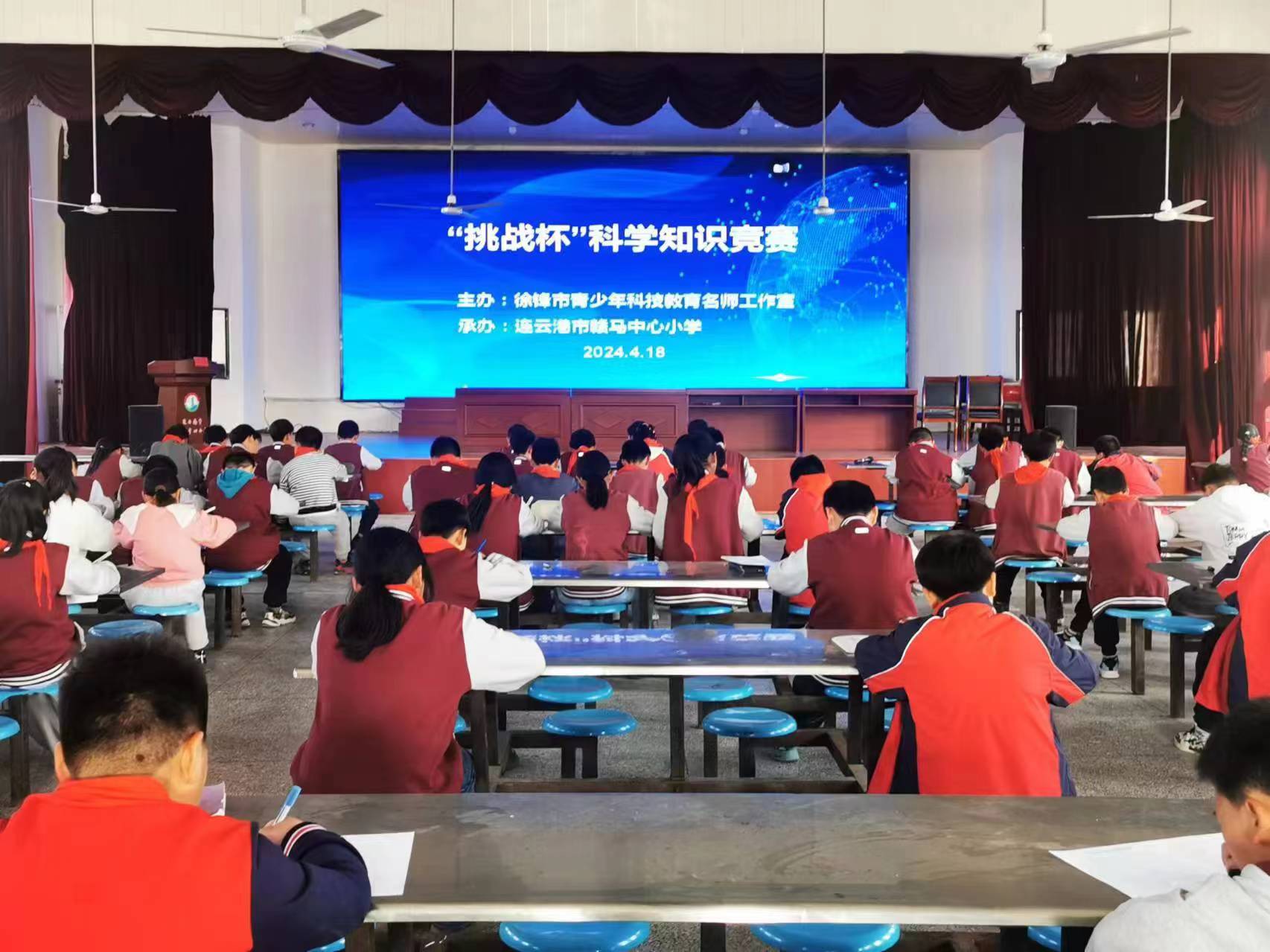 1  中心考场1.jpg
