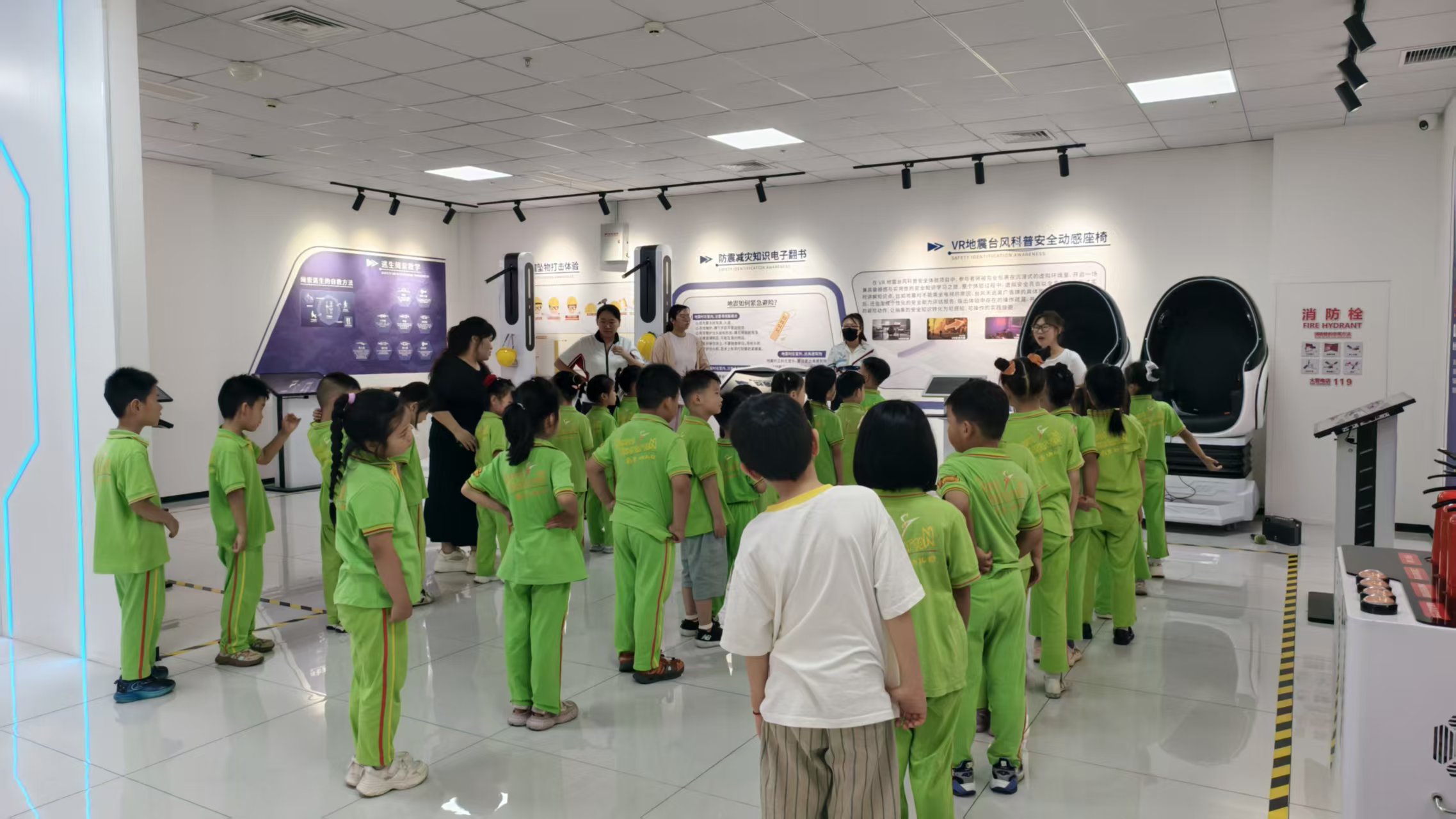 菜市社区开展暑期未成年人趣味运动会2.jpg